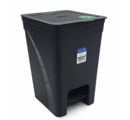 LIXEIRA PLAST.C/PEDAL QUAD.15LTS PTA 1727 C/6